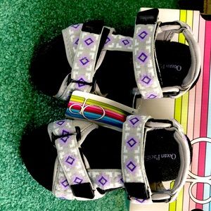 OP girls size 12 Swamp Thing sandals/hikers